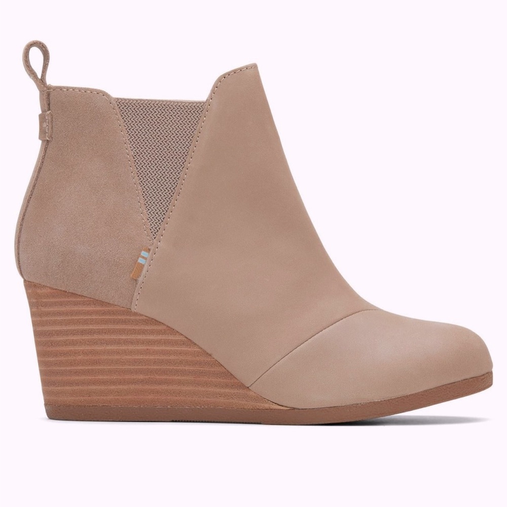 TOMS Women’s Kelsey Ankle Wedge Boot Taupe Grey 5